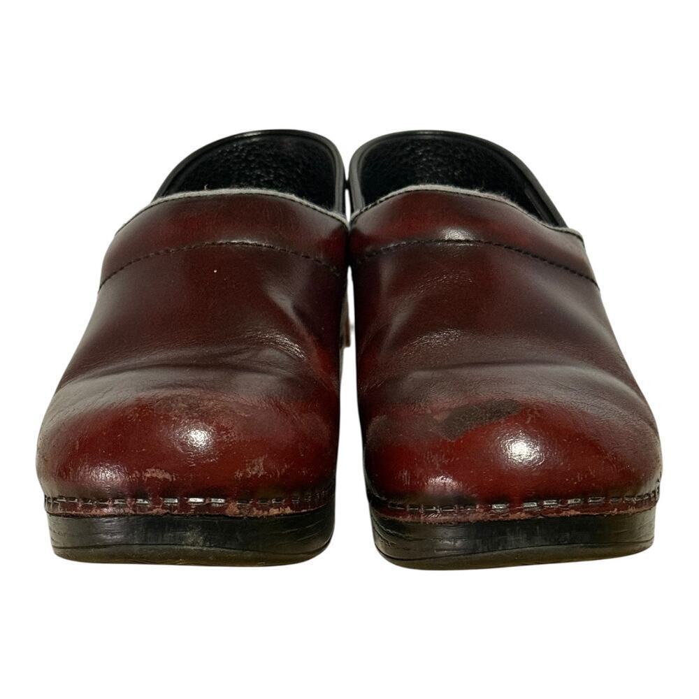 Dansko Professional Leather Clogs Women's 8.5/9 Oxblood Red Comfort Work Shoes - Picture 2 of 6